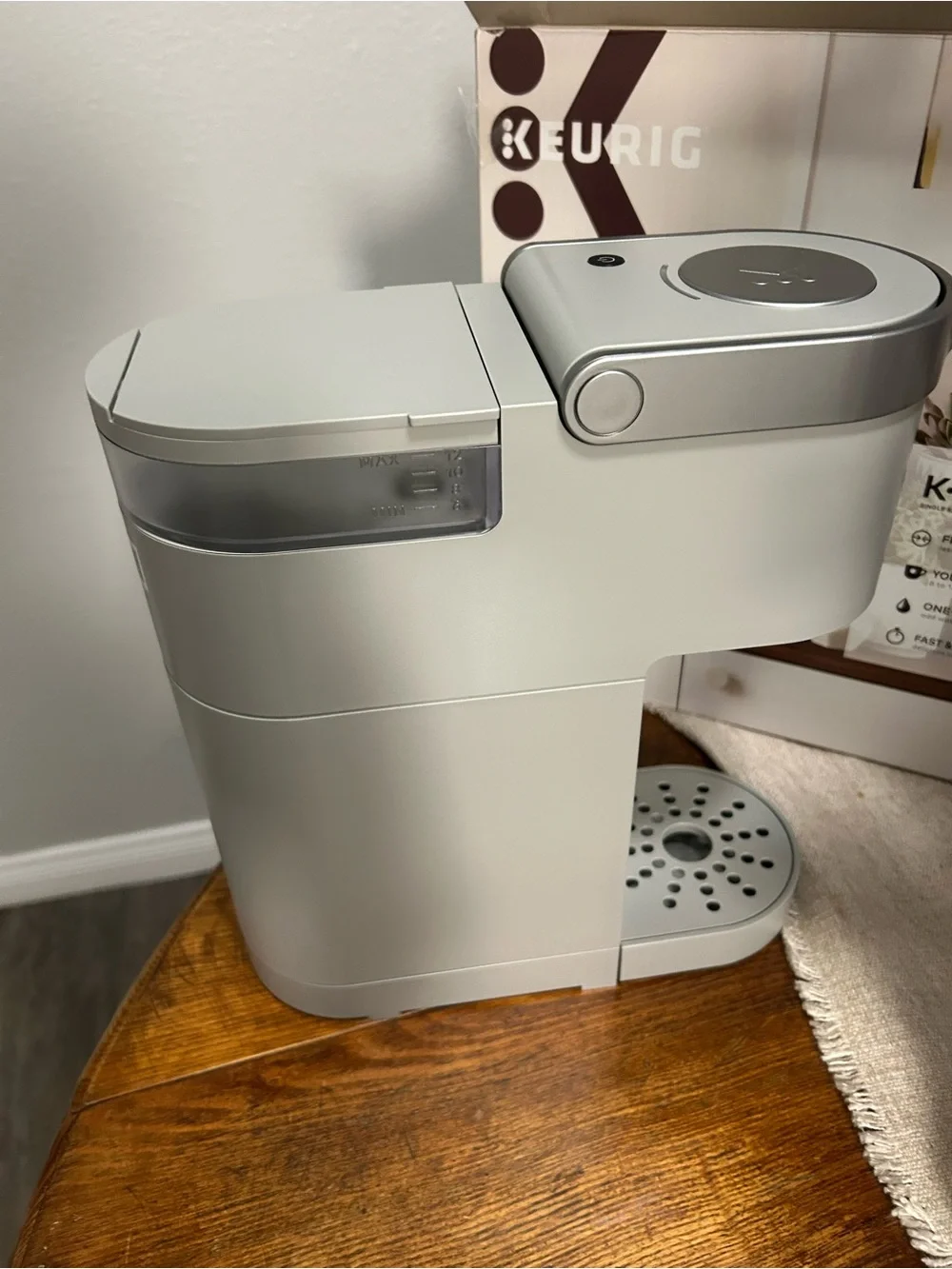 Brand new Keurig K-Mini Single Serve Coffee Maker Box with Yellow Mug Artwork